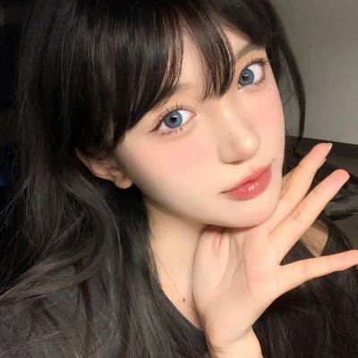 作家莫言 ：中国首位诺贝尔文学奖获得者