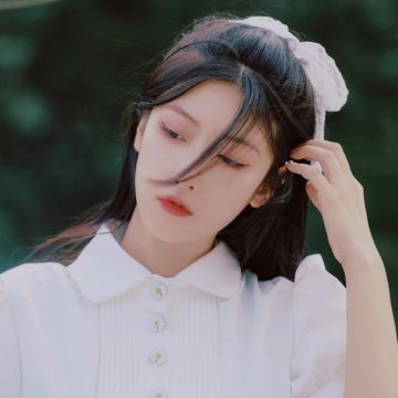 韩安冉回应亲生妈妈当小三